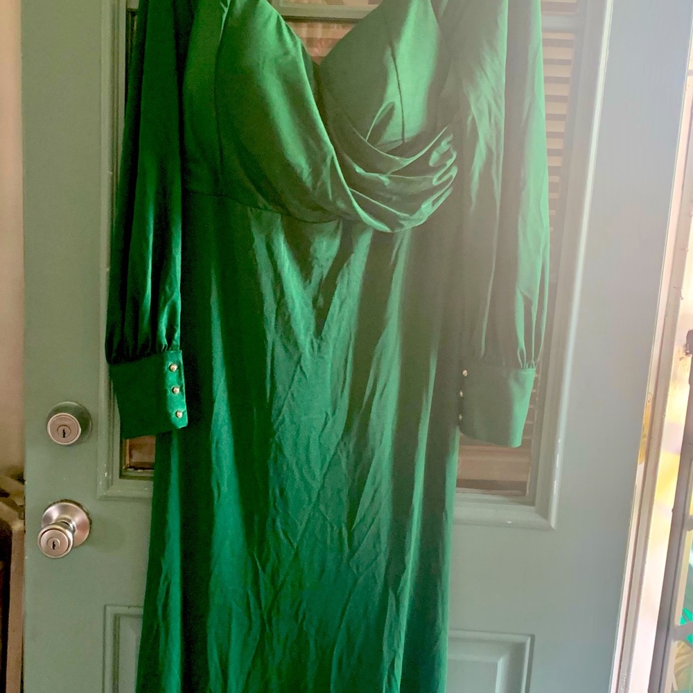 Dress worn once.